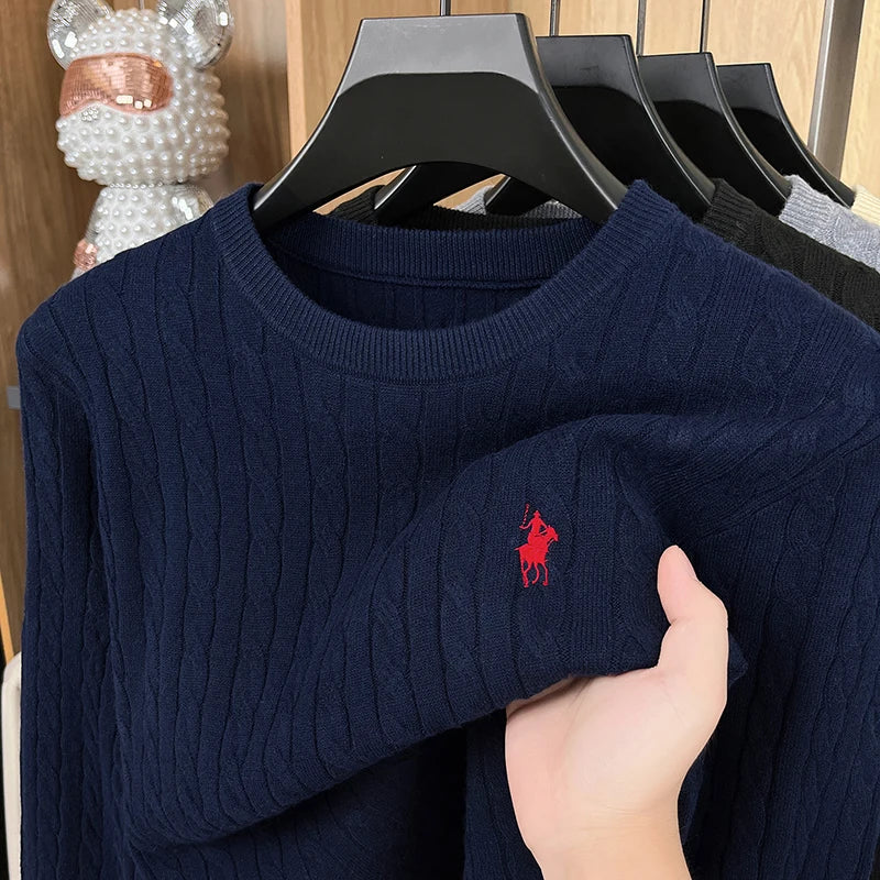 Round neck pullover