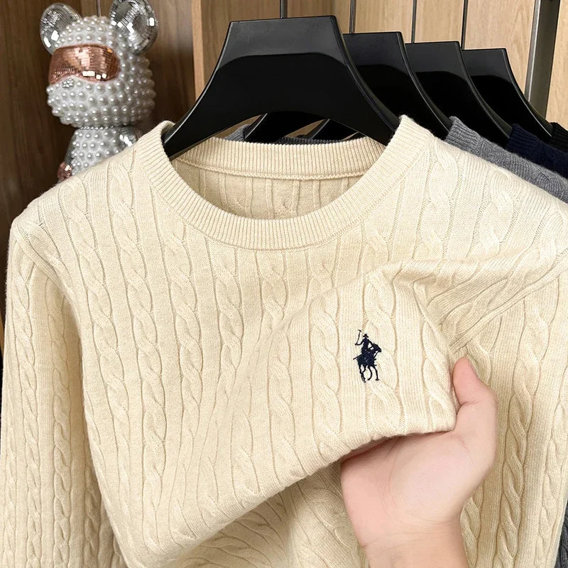 Round neck pullover