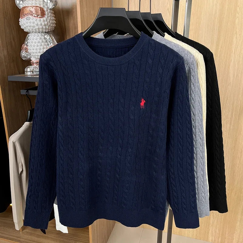 Round neck pullover